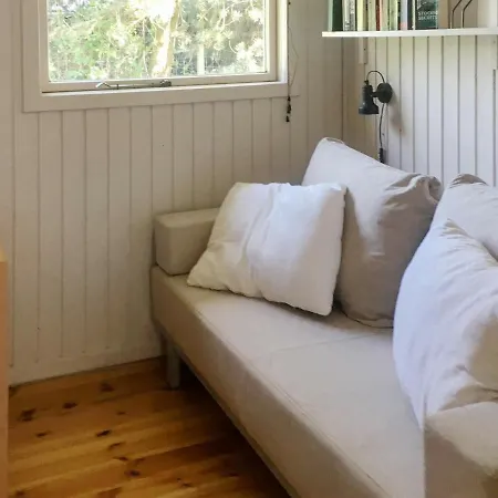 Three-bedroom Holiday In Rødby 32 *